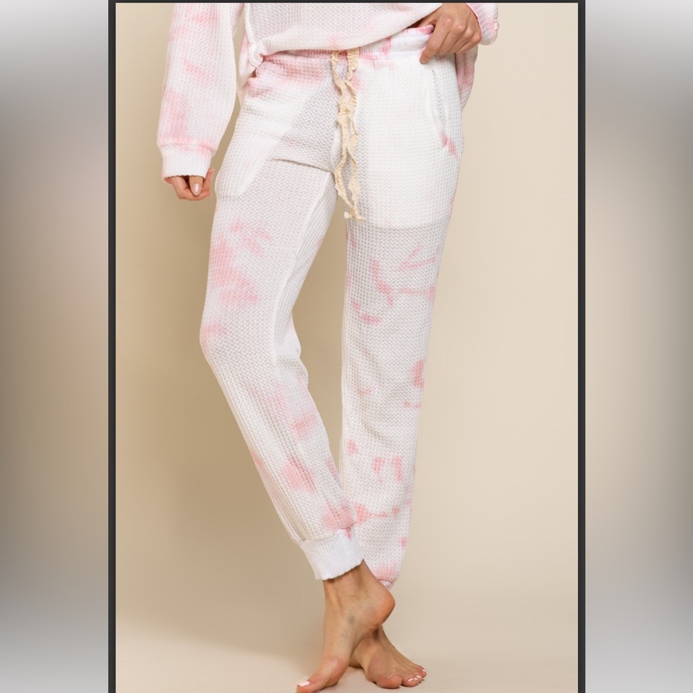 🤍POL PINK AND WHITE SWEAT PANTS